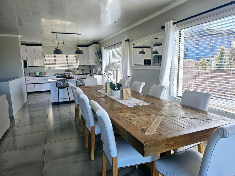 3 Bedroom Property for Sale in Island View Western Cape